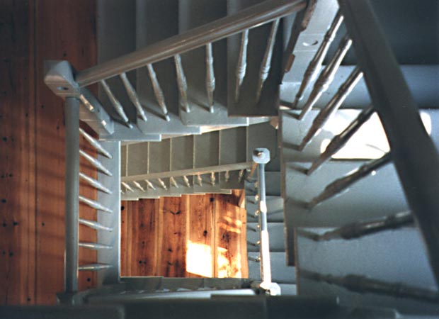 Foto 6 zu: Sanierung eines Barockhauses - denkmalgerechte Sanierung, Umbau und Dachgeschossausbau eines Stadtpalais der zweiten barocken Stadterweiterung mit zwei Gewerbeeinheiten und einer Wohnung, Potsdam, 1999-2000, Architekt: Jo Sollich 
 Foto: Jo Sollich