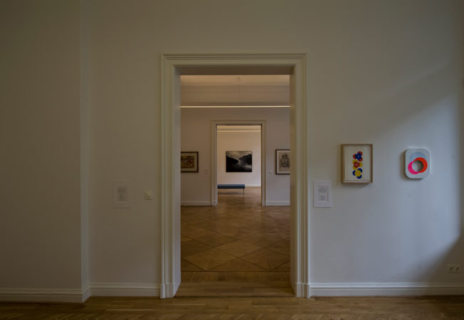 Foto 4 zu: MAR. Umstrukturierung eines Gründerzeithauses - Um- und Ausbau zweier Hofetagen zu einer Salonetage mit Gästeappartement, Büroräumen und Wohnungen, Gestaltung des Eingangsbereichs, Hofgestaltung, Berlin-Charlottenburg, 2011-2012, Architekt: Jo Sollich