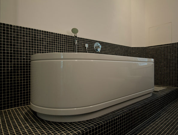 Foto 21 zu: MAR. Umstrukturierung eines Gründerzeithauses - Um- und Ausbau zweier Hofetagen zu einer Salonetage mit Gästeappartement, Büroräumen und Wohnungen, Gestaltung des Eingangsbereichs, Hofgestaltung, Berlin-Charlottenburg, 2011-2012, Architekt: Jo Sollich