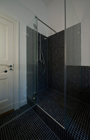 Foto 23 zu: MAR. Umstrukturierung eines Gründerzeithauses - Um- und Ausbau zweier Hofetagen zu einer Salonetage mit Gästeappartement, Büroräumen und Wohnungen, Gestaltung des Eingangsbereichs, Hofgestaltung, Berlin-Charlottenburg, 2011-2012, Architekt: Jo Sollich